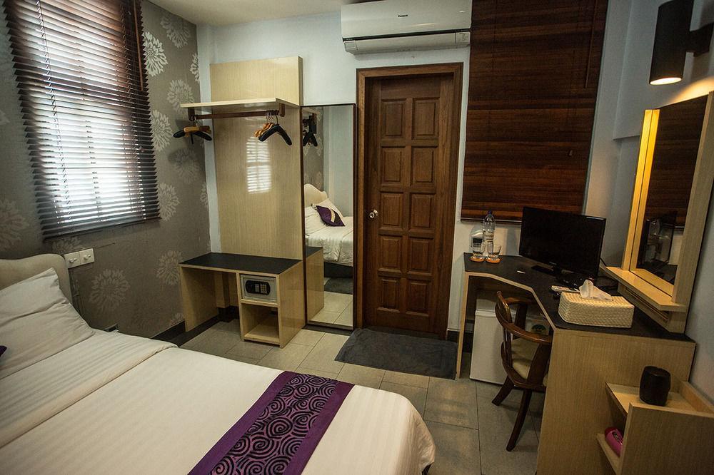แอลวิส บูทีค โฮเต็ล Hotel มาเล ภายนอก รูปภาพ